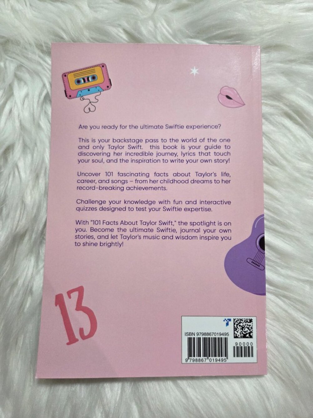 Taylor Swift Book Bundle - Picture 4 of 14